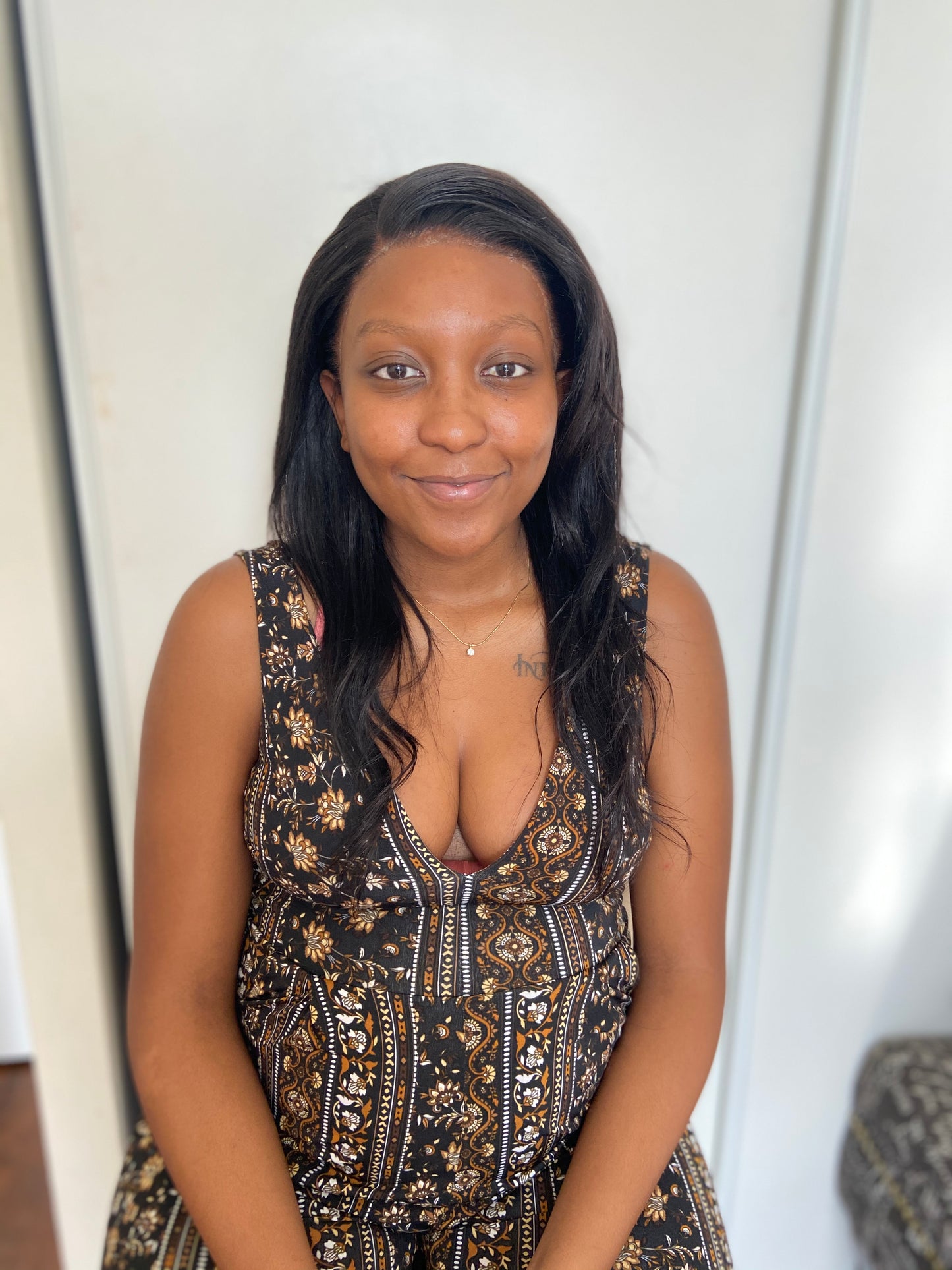 STRAIGHT FRONTAL WIG