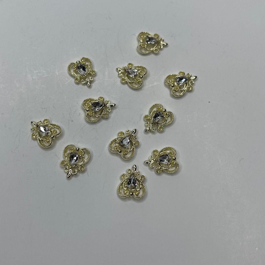 10 Pcs Crystal Heart Charms